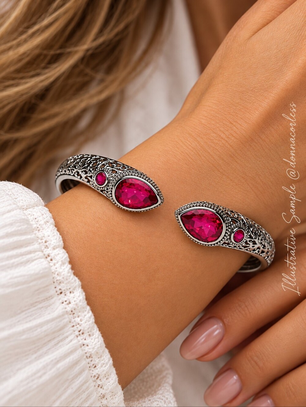 Dragon Fruit Triplet Quartz 11.75 CTW Hinged Bangle Bracelet NWT 7.25